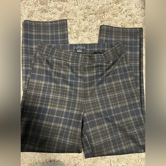 Pants - Picture 3 of 4